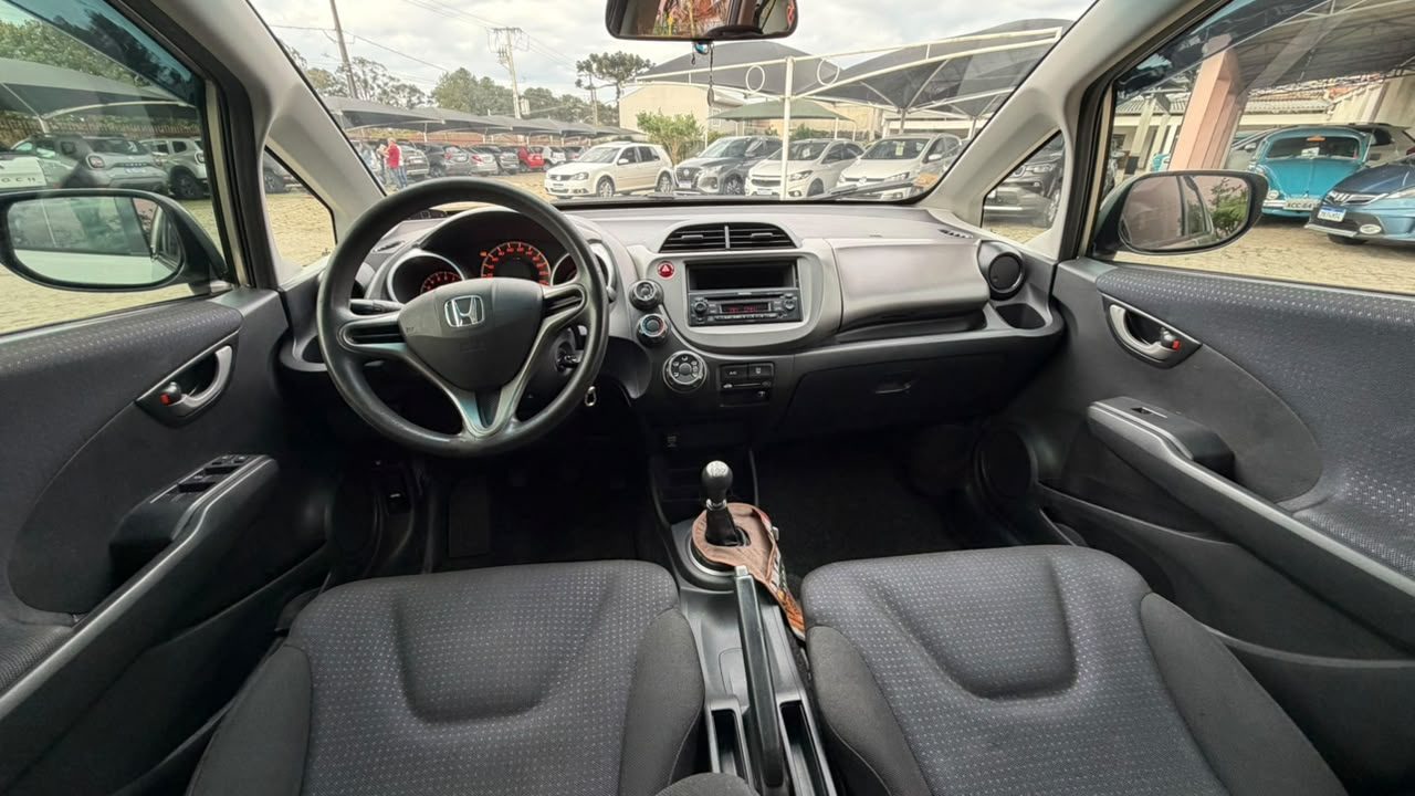 Honda Fit LXL 1.4 MT - foto 12