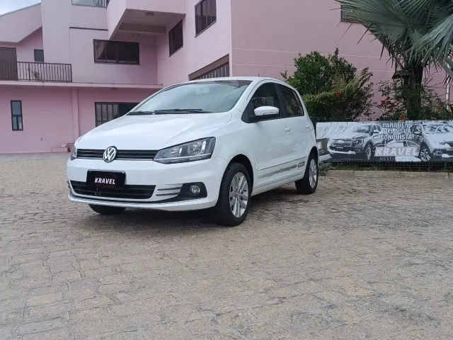 Volkswagen Fox CONNECT 1.6 MT