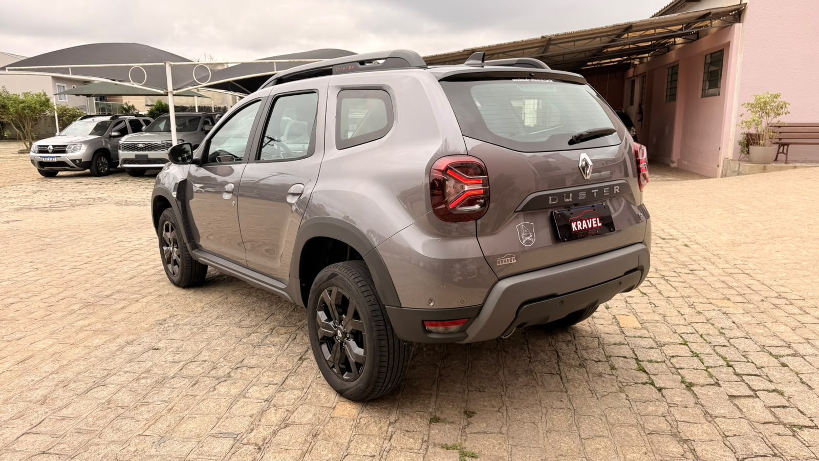 Renault Duster ICONIC PLUS 1.3 TURBO C/ KIT OUTSIDER - foto 6