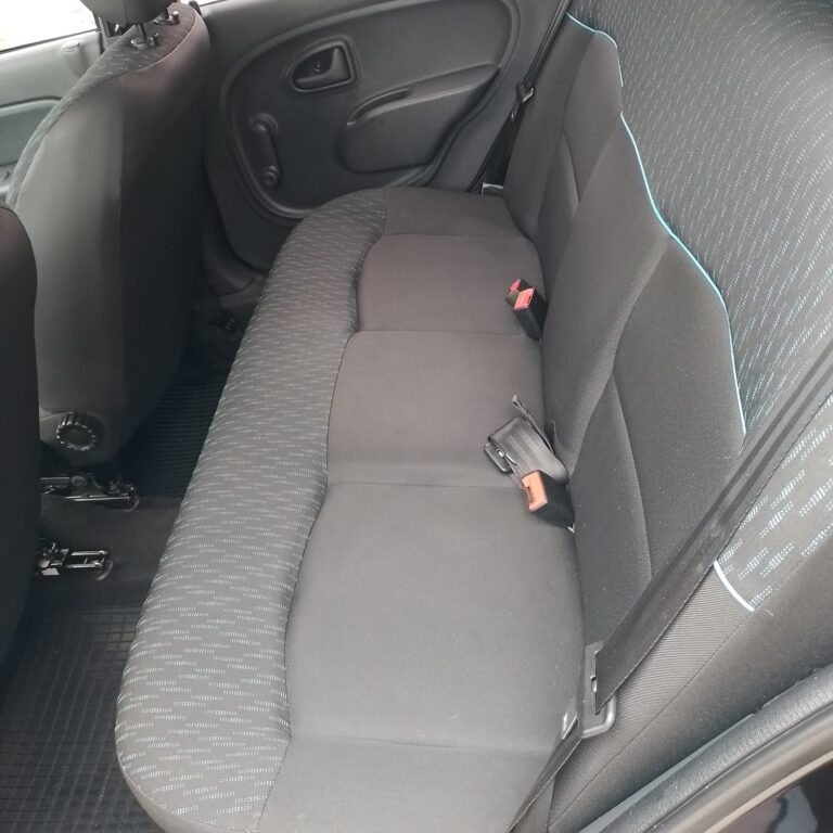 fb103c07-6d9b-49fe-b01e-74ee32d1d3d6