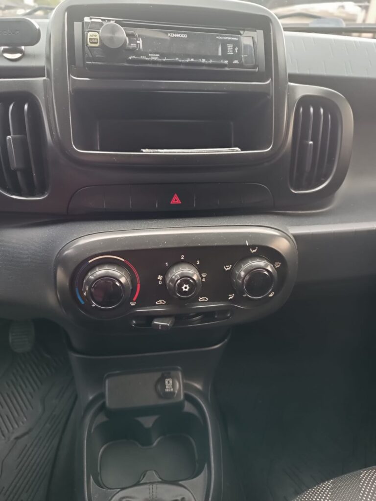 e0c2e669-2570-4f63-b59c-f9284ccb4a3c